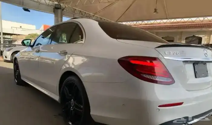 مرسيدس E300 2017 6