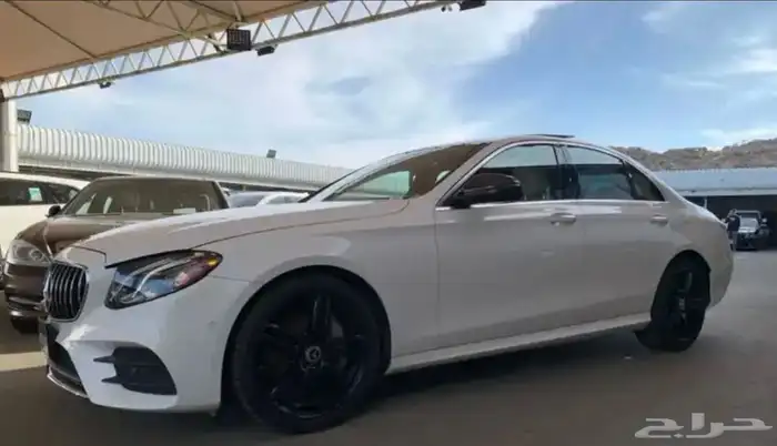 مرسيدس E300 2017 4