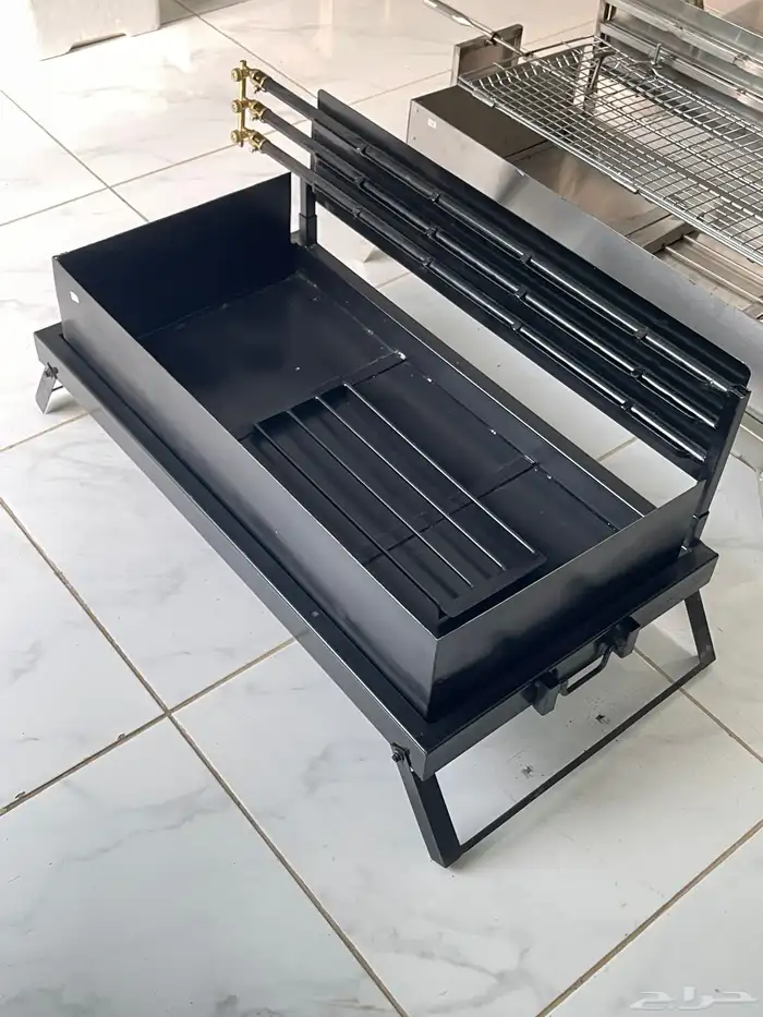 شوايه دجاج ولحم تعمل على الغاز والفحم 3