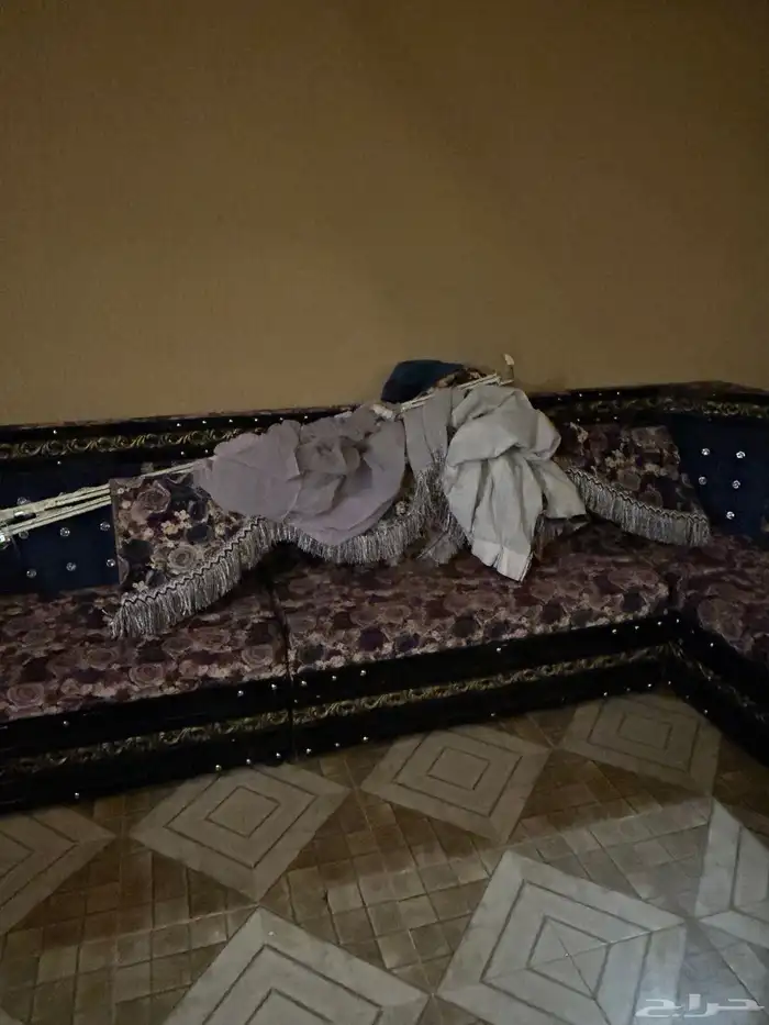 كنب اخو الجديد معه ستاره و مراكي و خدديات 3