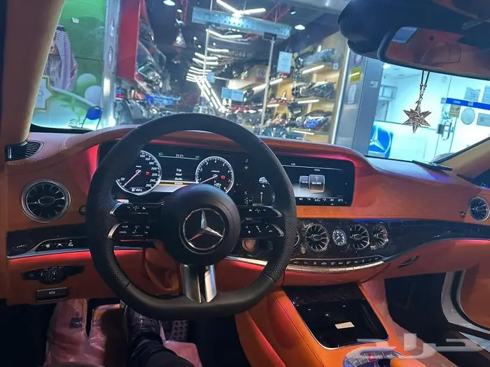 مرسيدس دركسيون لجميع فئات السيارات المرسيديس 10