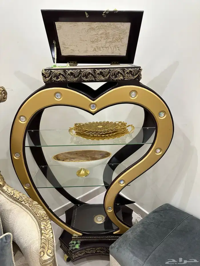 عربية ملكة 0