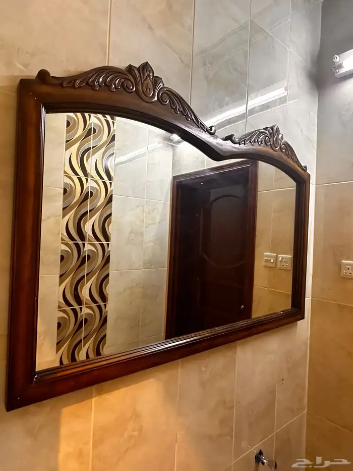 للبيع مغاسل مع مرايات 1
