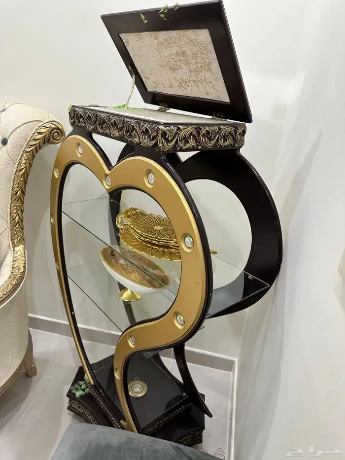 عربية ملكة 1