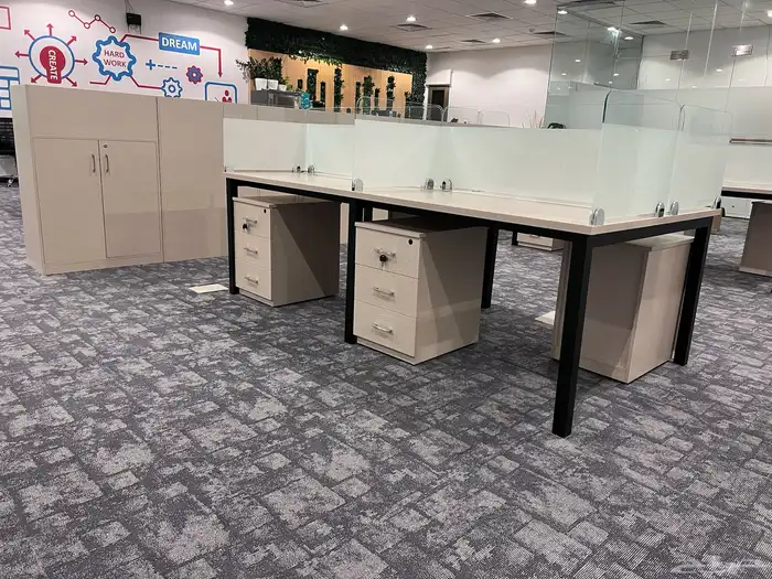 تصميم وتفصيل وحدات عمل مكتبية مشتركة Workstation 16