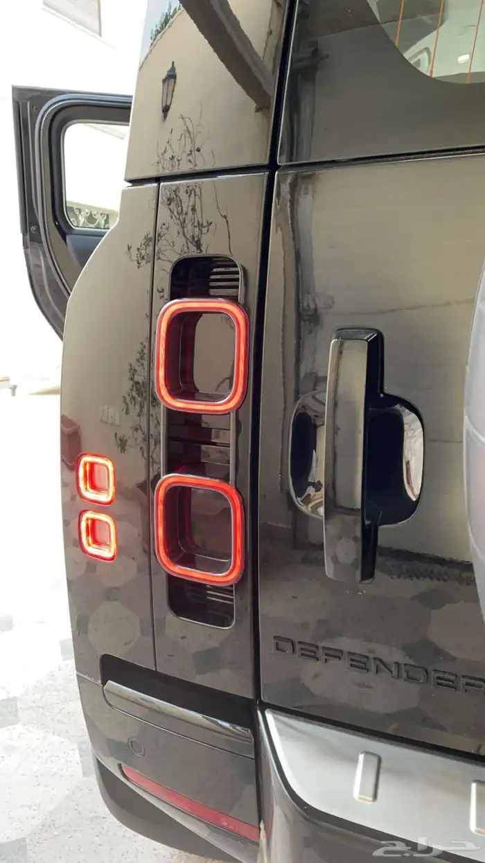 غطاء اسطبات ديفندر مكحله 2