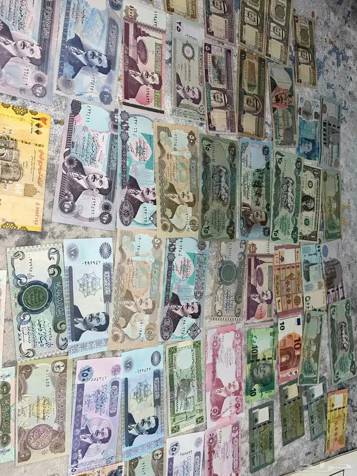 عملات وكتب ومقتنيات اثرية نادرة واصلية Currency books rare 4