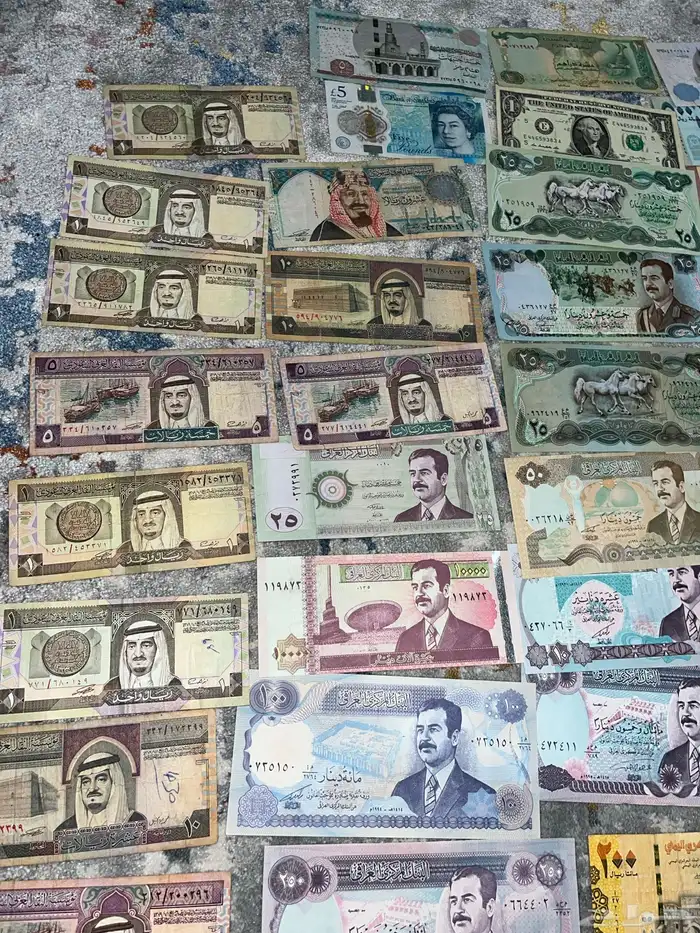 عملات وكتب ومقتنيات اثرية نادرة واصلية Currency books rare 89