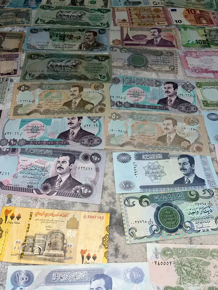 عملات وكتب ومقتنيات اثرية نادرة واصلية Currency books rare 11