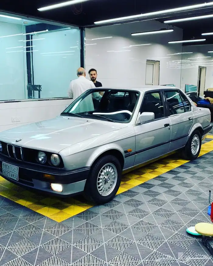 بي أم دبليو الفئة الثالثة موديل 91 320 E30 1