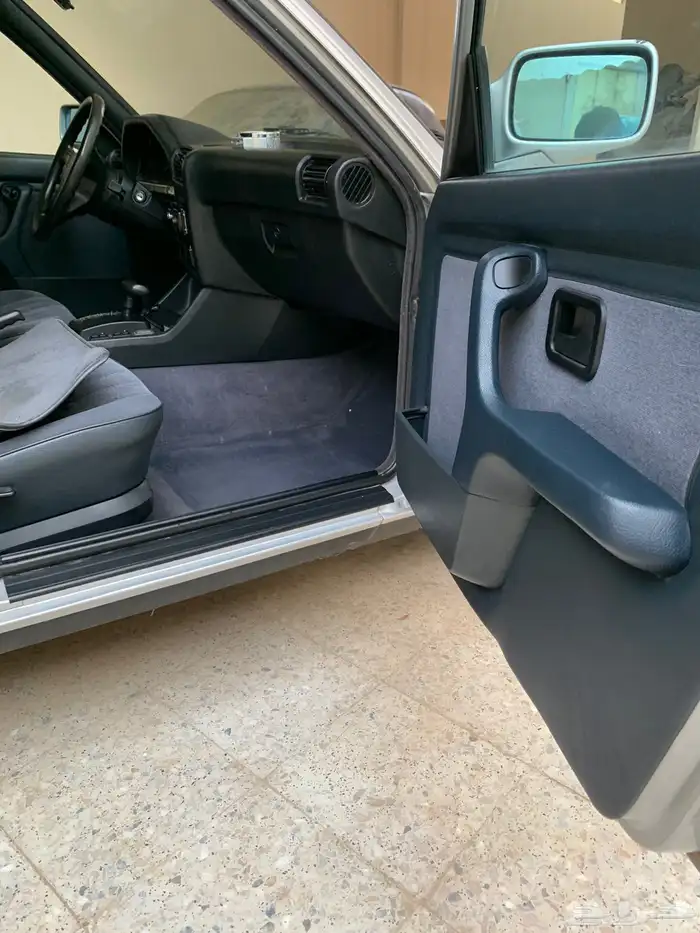 بي أم دبليو الفئة الثالثة موديل 91 320 E30 4