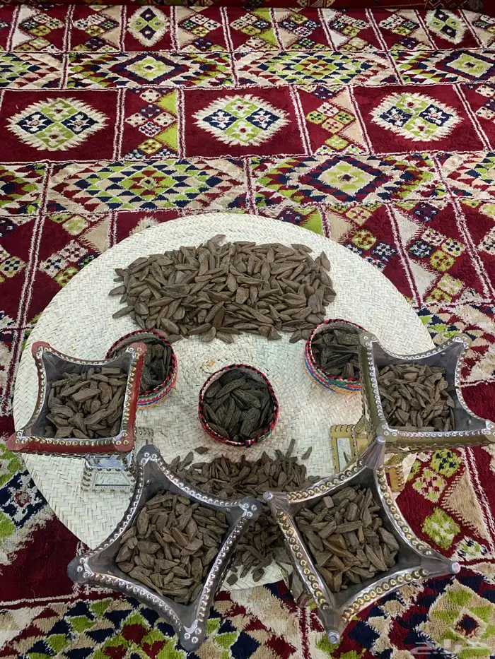 دهن عود سيوفي المعتق القديم   عوده   بخور دوسري 4