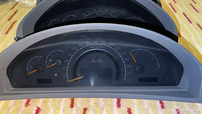 عداد سرعة (طبلون)مرسيدس فياجرا ايه ام جي(AMG) 2