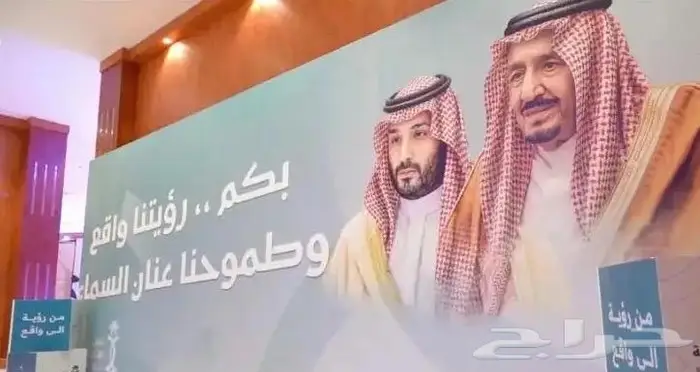 تصميم هويات كاملة طباعة استيكرات بنرات وتركيبات سيارات 1