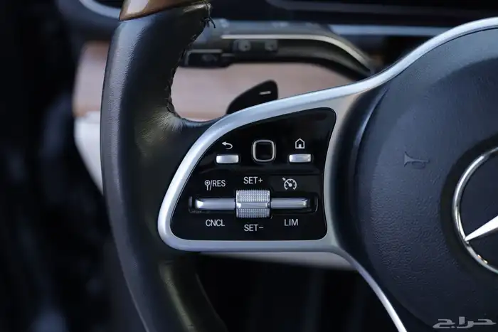 مرسيدس GLE .. طلبيه (( تم البيع )) 36