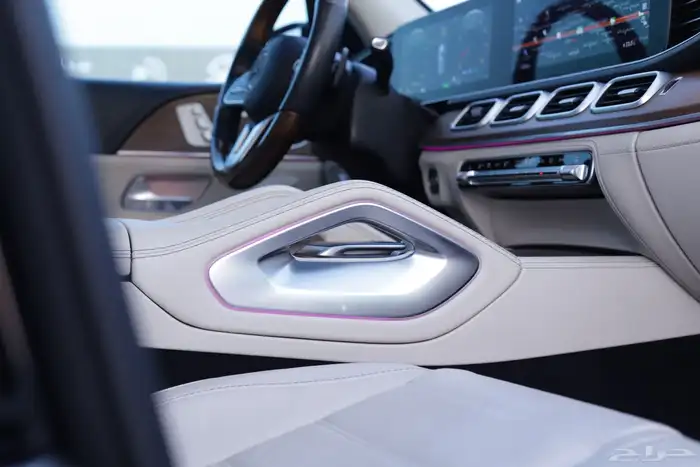 مرسيدس GLE .. طلبيه (( تم البيع )) 72