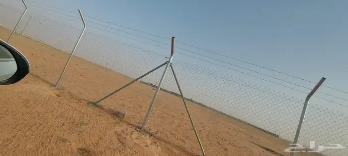 جميع اعمال الشبوك والسواتر والبوابات والاسوار الموقته 16
