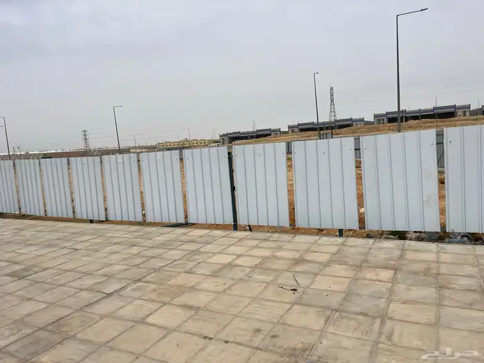 جميع اعمال الشبوك والسواتر والبوابات والاسوار الموقته 3