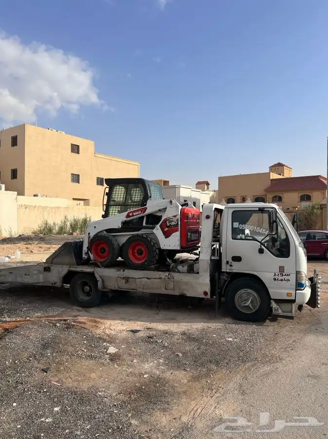 بوبكات لنقل المخلفات وتسوية الممرات والميدة والقواعد 0