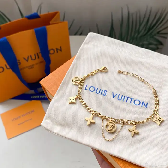 اكسسوارت هاي كواليتي 29