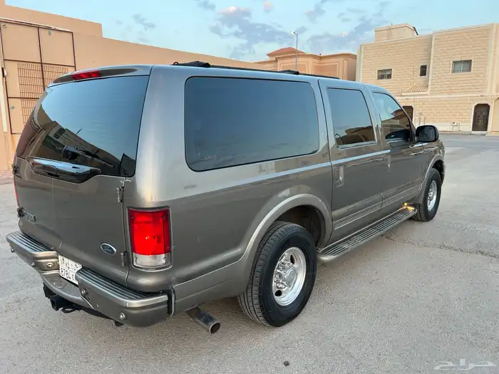 فورد اكسكيرجن  من أجمل الألوان 2005  نظيف جدا 8
