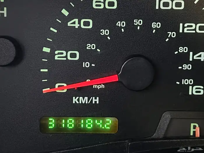 فورد اكسكيرجن  من أجمل الألوان 2005  نظيف جدا 1