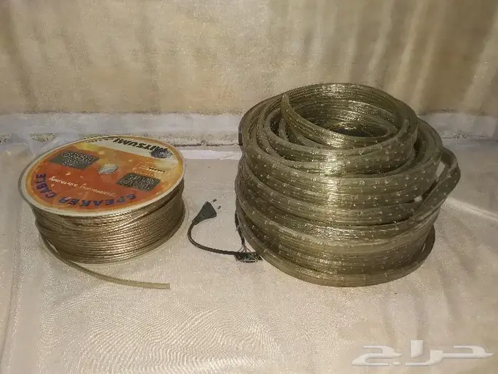 سماعات وماكسات واجهزة دخانية للبيع بكراتينها 29