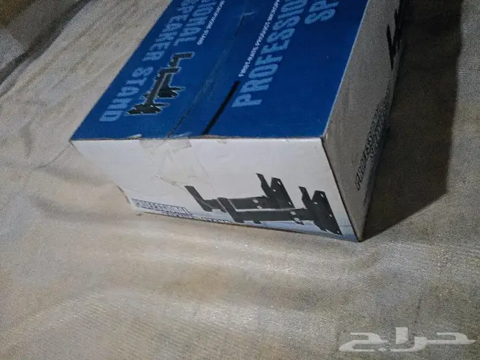 سماعات وماكسات واجهزة دخانية للبيع بكراتينها 59