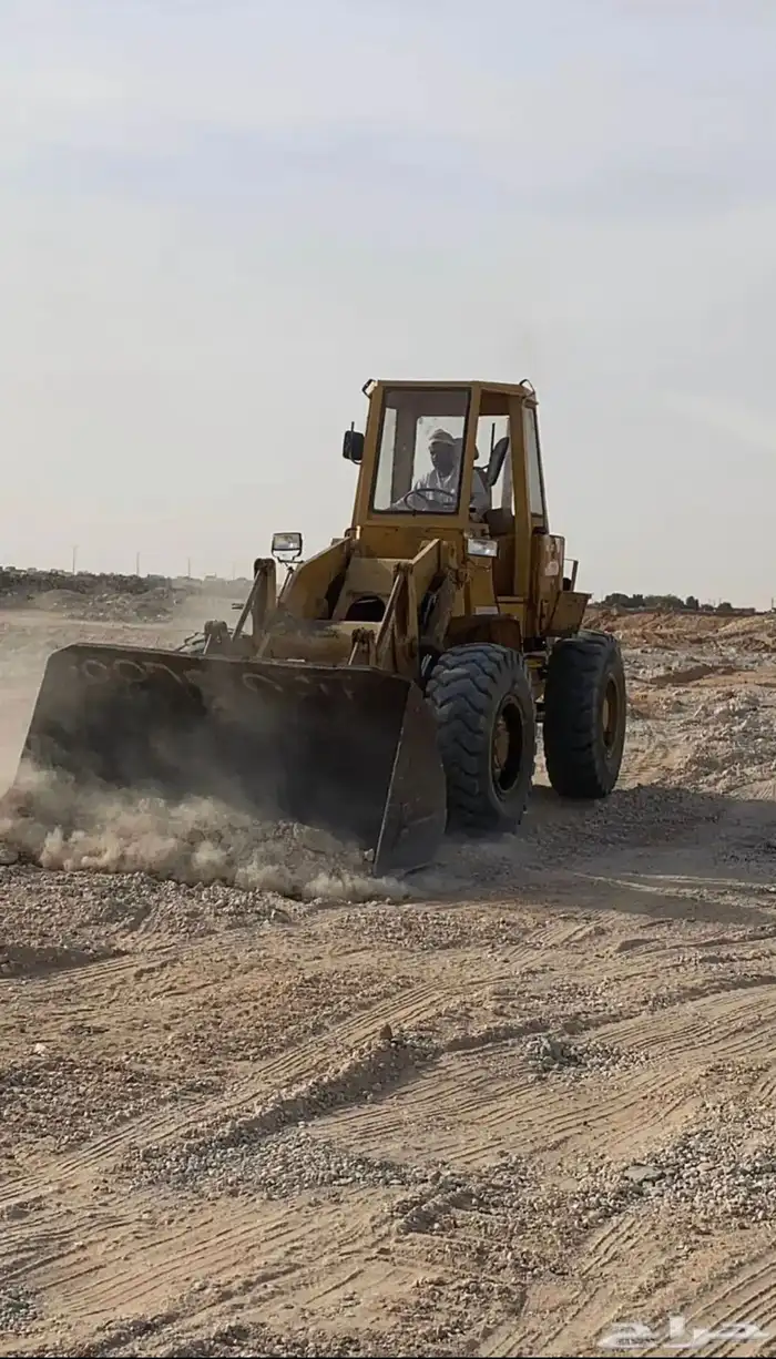 معدات ثقيلة بوكلينات لعمال الهدم و الحفريات 18