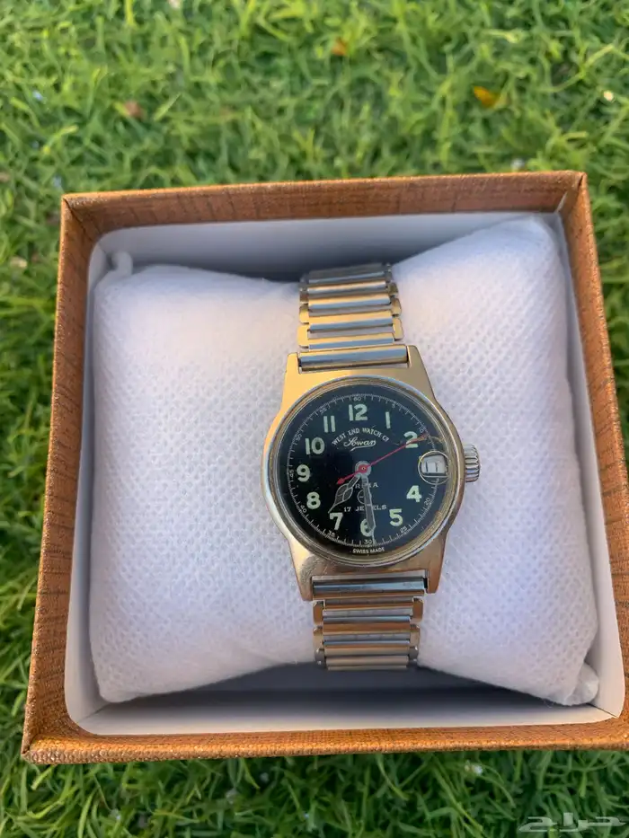 ساعه قديمه أم صليب 7