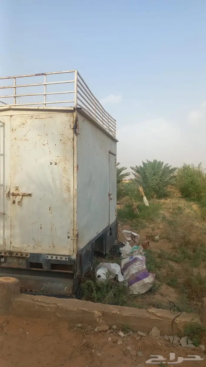 صندوق دين ا صغير 3.2 متر طول 1