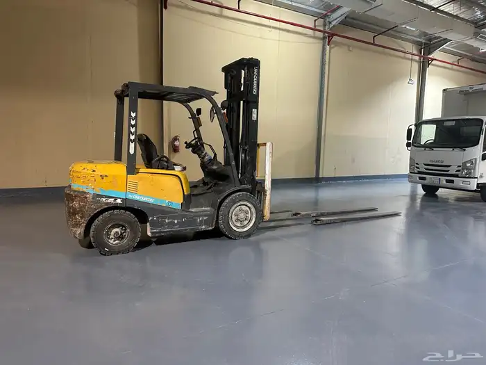 تأجير رافعه شوكيه فوركلفت سكينه شوكه مع السطحه بالمشوار 1