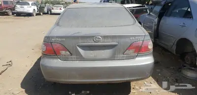 لكزس ES 300 2003 _2004 يوجد لديه بعض القطع 0