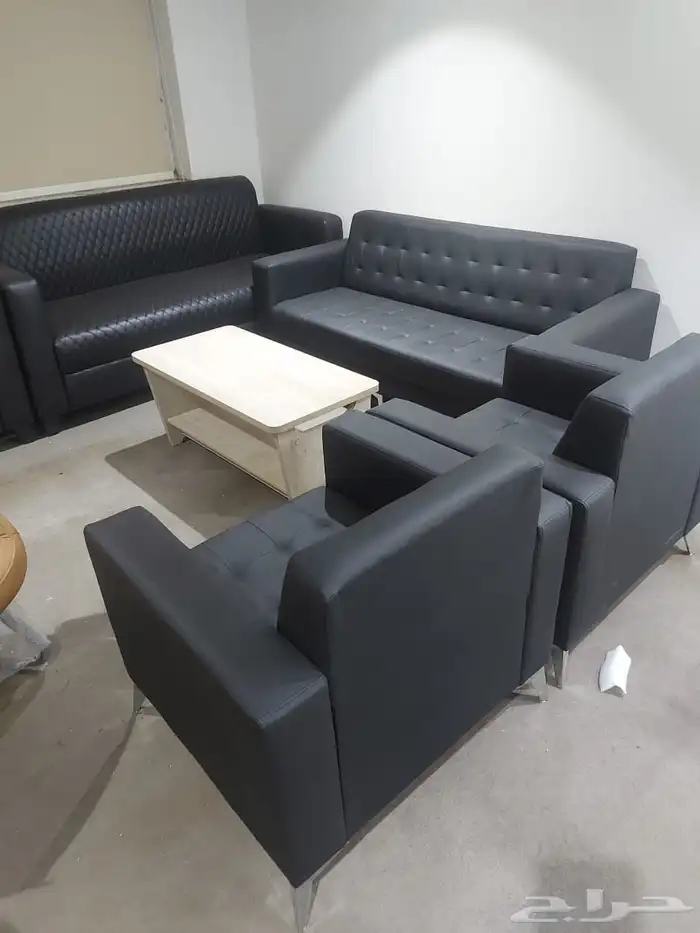 اثاث مكتبي كنب طاولات مدير كراسي دولاب لوكر كنبات 16