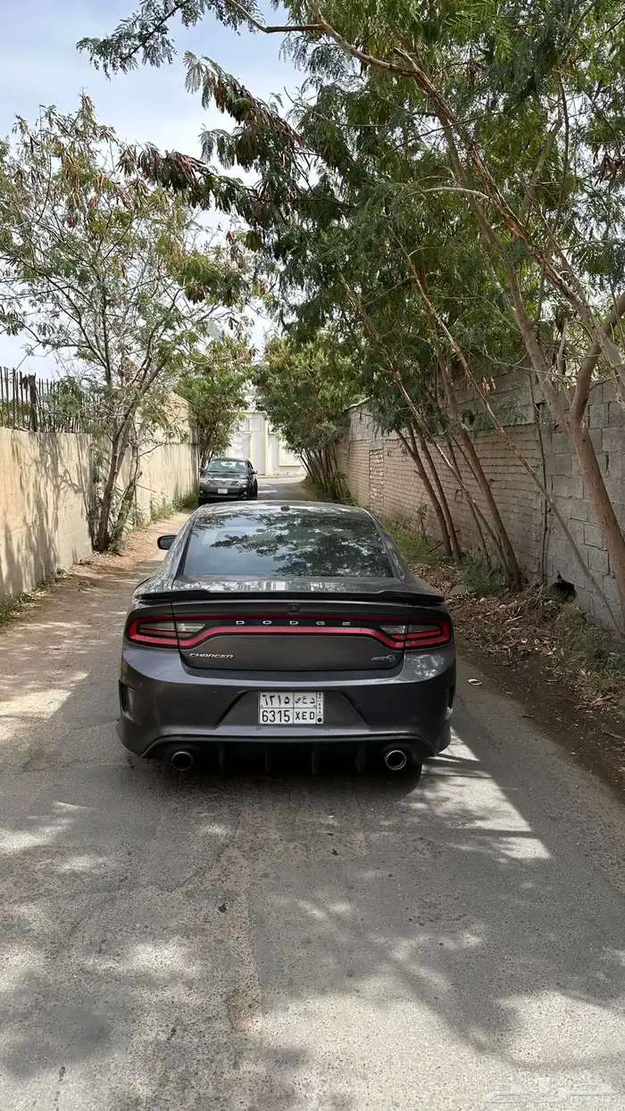 دوج تشارجر للبيع او البدل Charger SRT 2018 5