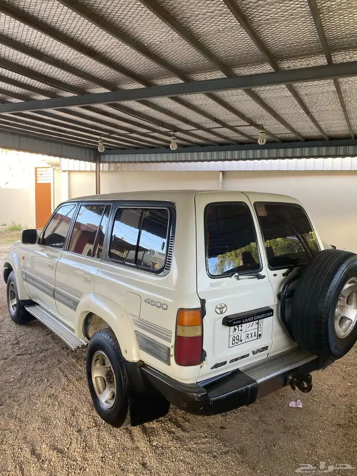 لاند كروزر 97 نظيف قير عادي تم البيع تم البيع 8