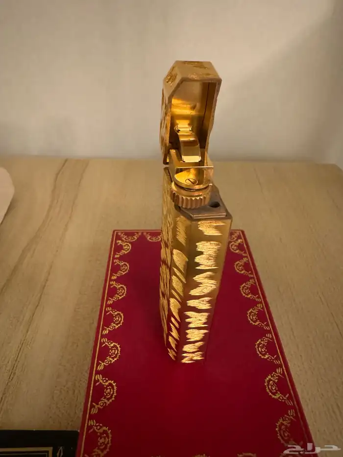ولاعة كارتير مطلية ذهب 4