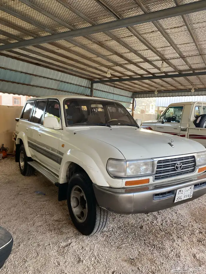لاند كروزر 97 نظيف قير عادي تم البيع تم البيع 6
