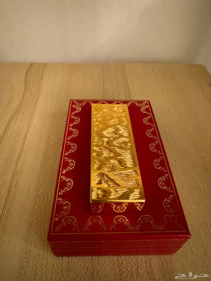 ولاعة كارتير مطلية ذهب 3