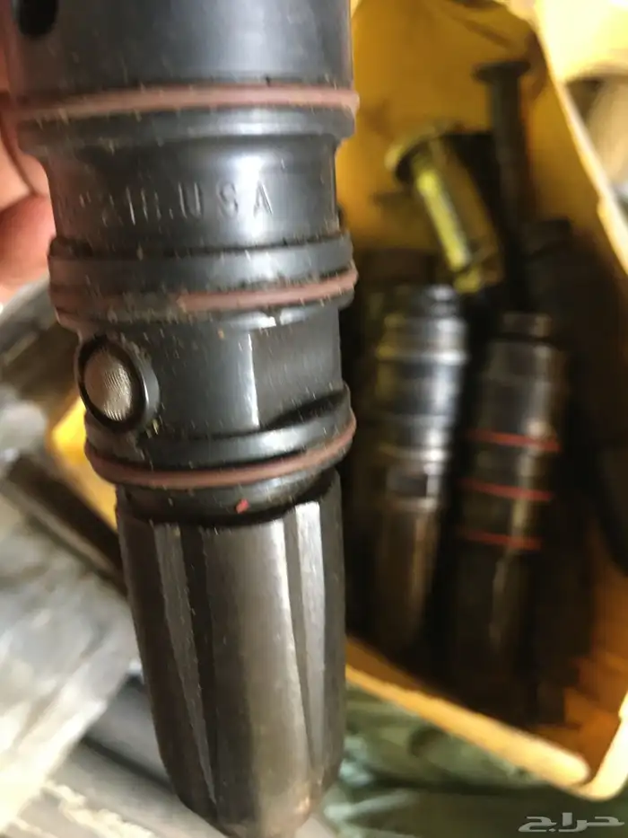 بلدوزر كماتسو 28