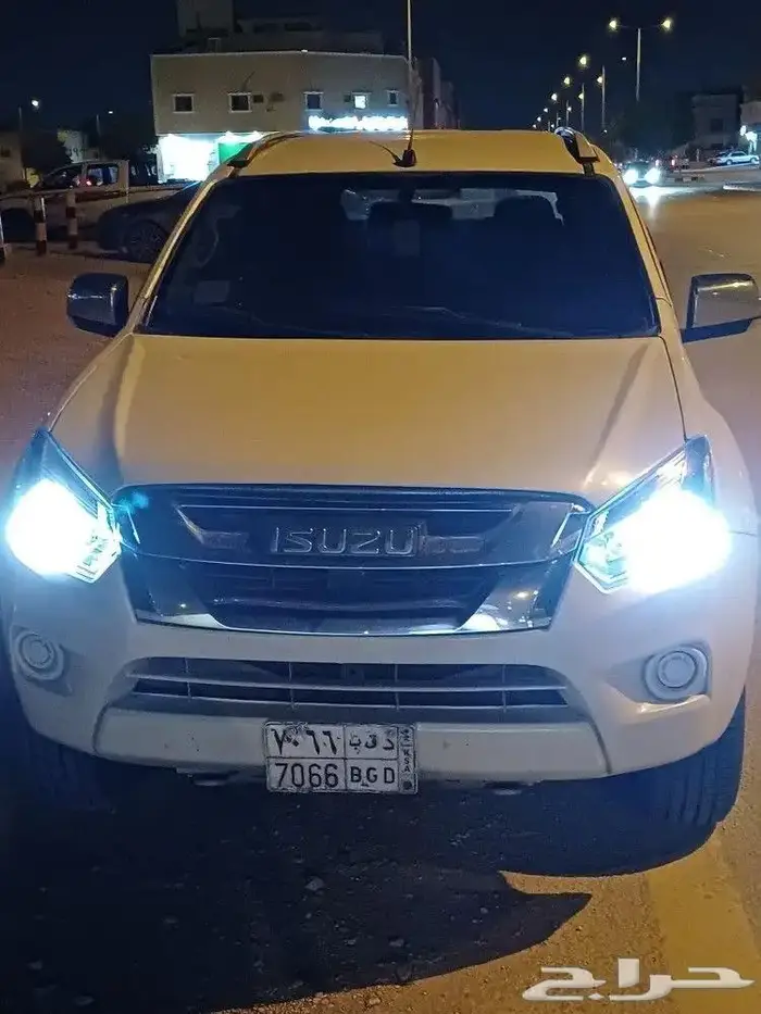 جيب ايسوزوا ديزل ام يو اكس موديل 2019 الحد 50 الف بدون دبل 4