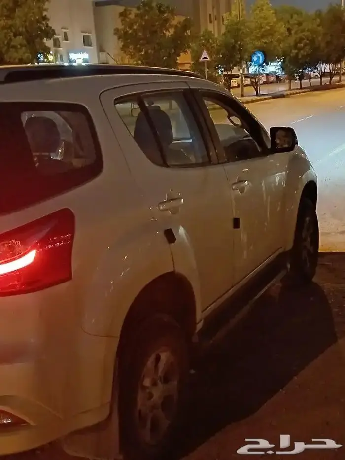 جيب ايسوزوا ديزل ام يو اكس موديل 2019 الحد 50 الف بدون دبل 7