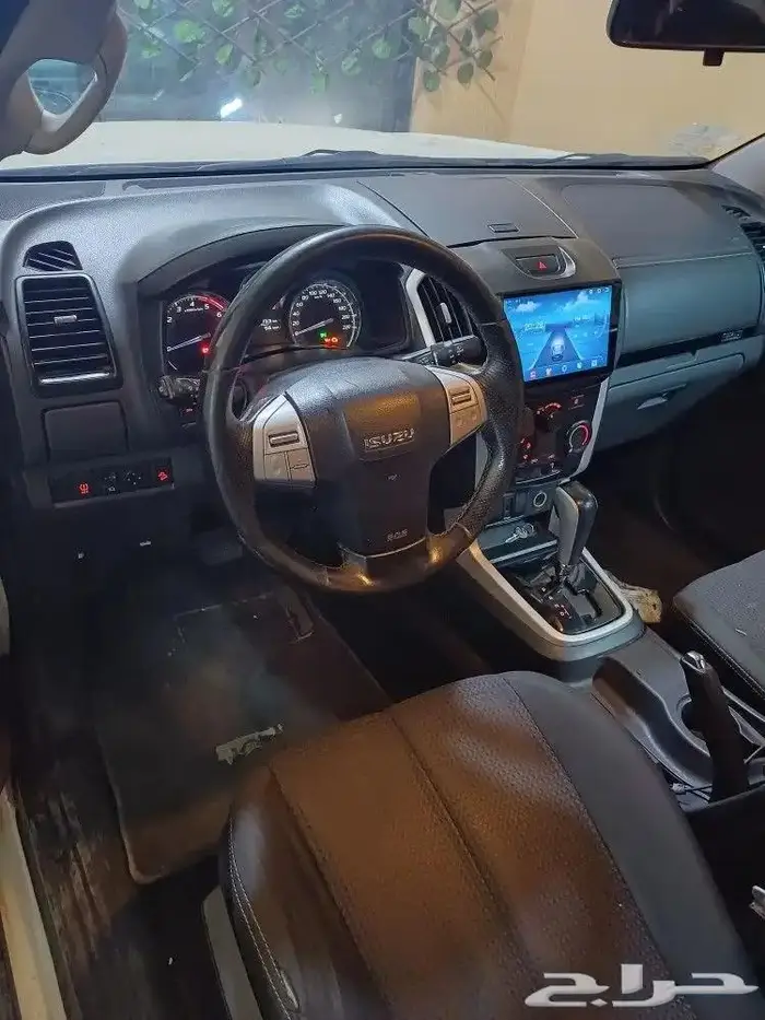 جيب ايسوزوا ديزل ام يو اكس موديل 2019 الحد 50 الف بدون دبل 9