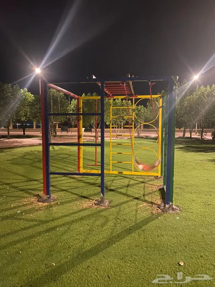 العاب حدائق متوسطه وتسلق وكراسي هزاز 9