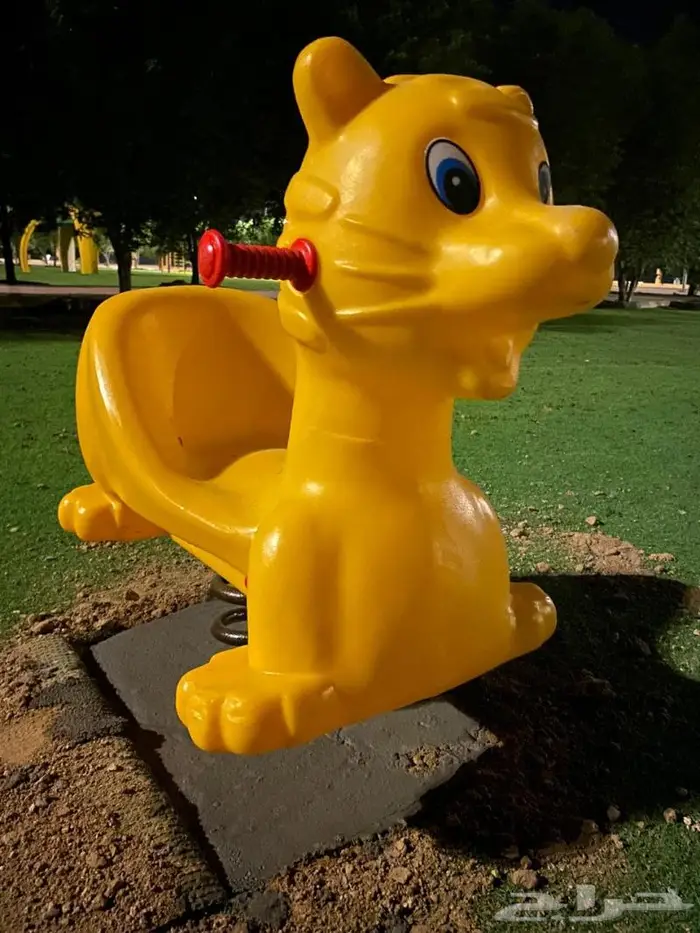 العاب حدائق متوسطه وتسلق وكراسي هزاز 15