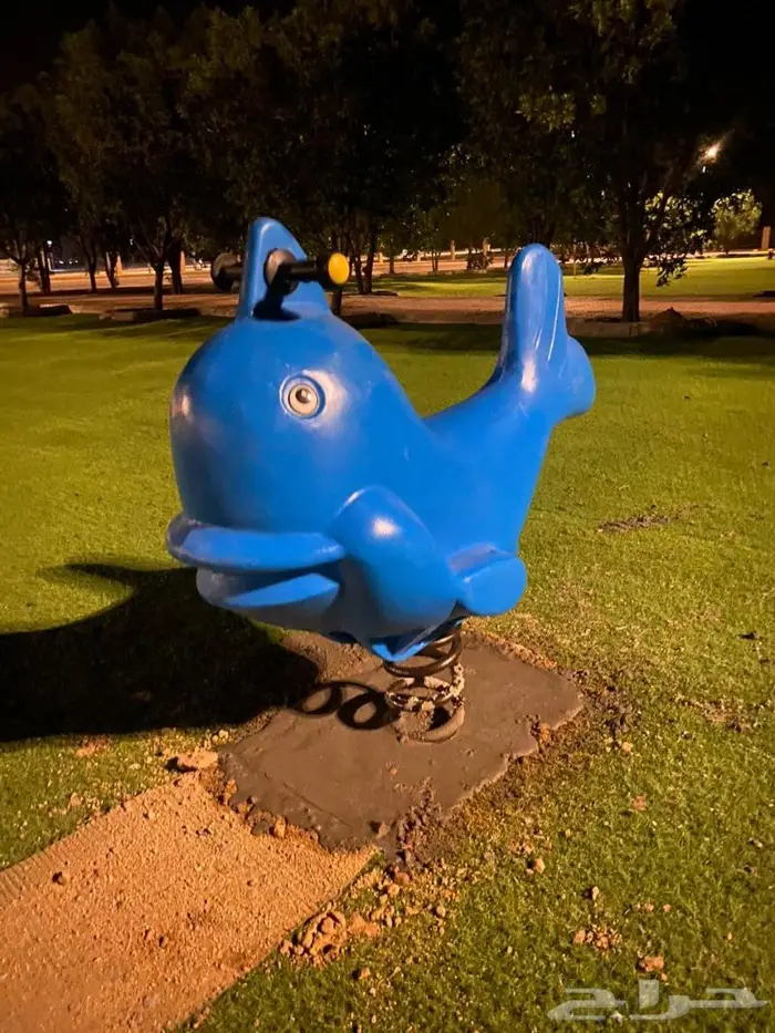 العاب حدائق متوسطه وتسلق وكراسي هزاز 13