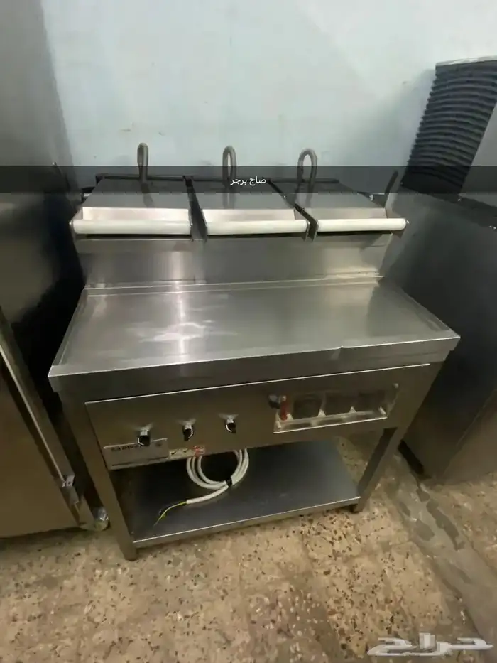 معدات مطعم و مقهى 0