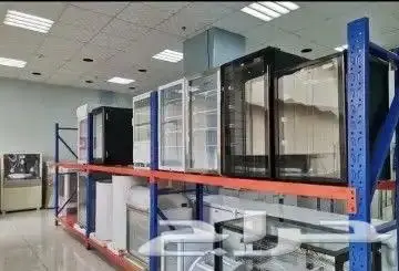 ثلاجات ميني باب زجاج أحجام وألوان مختلفة.. 4
