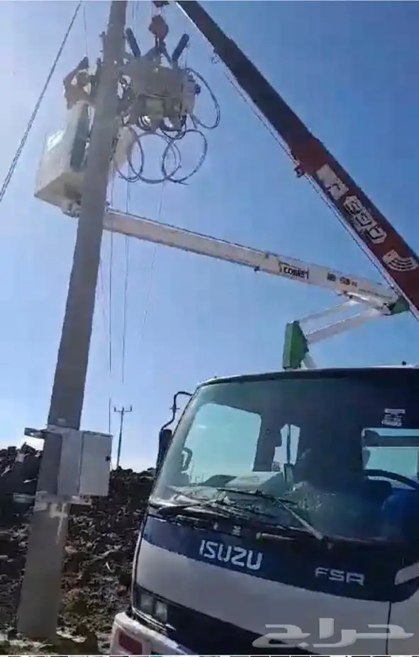 ونش يونك 3300 نظيف خالي من الحام والكسور في جده 0