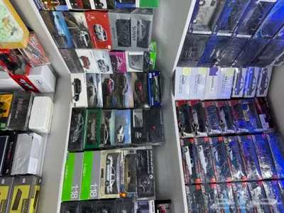 متجر متخصص لبيع مجسمات 17